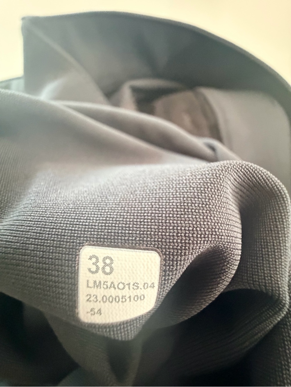 Lululemon ABC Slim Fit 5 Pocket Warpstreme Performance Pants Charcoal Gray - Picture 5 of 5